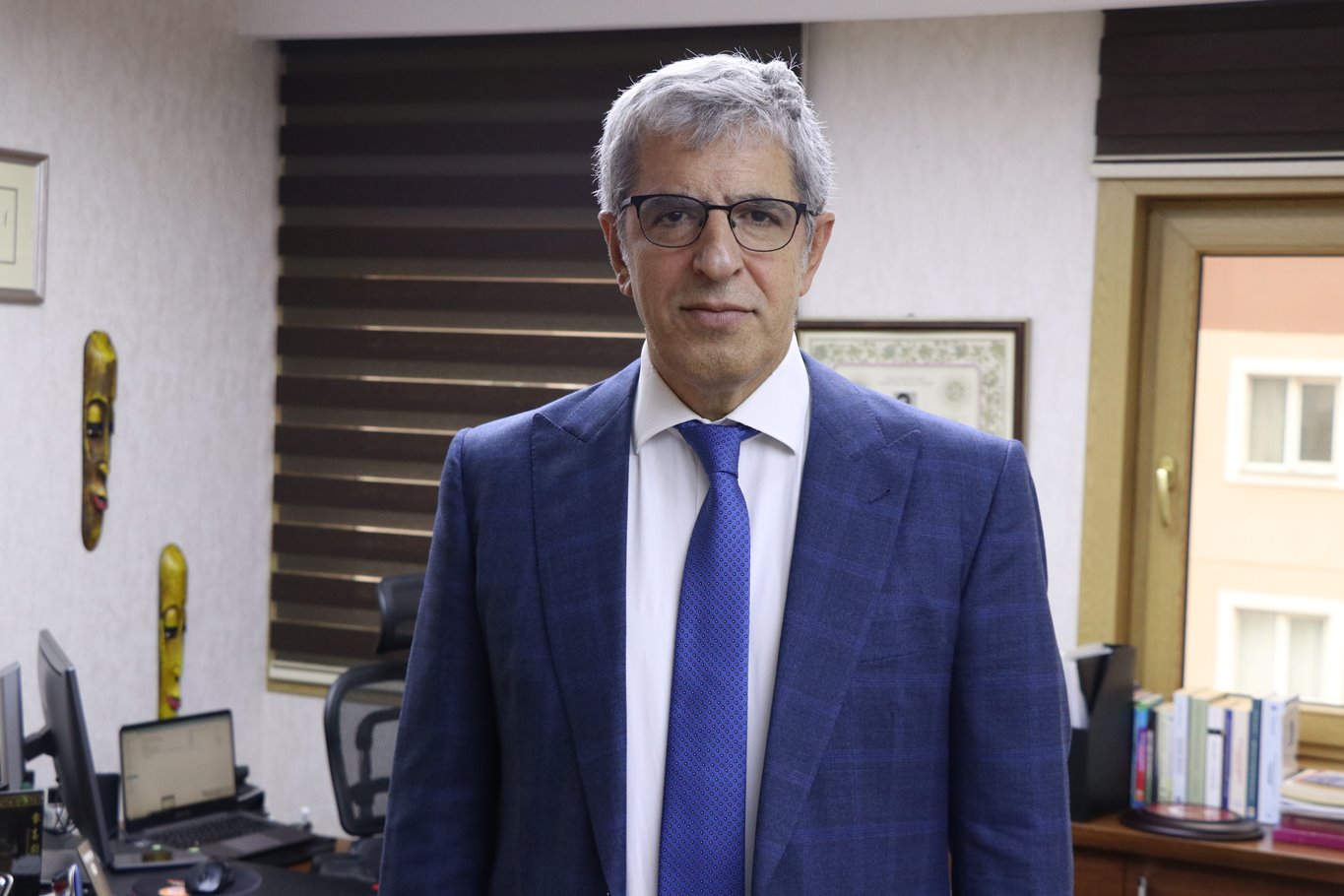 Hukukçu Çarsancaklı: Darbe anayasası kökten kaldırılarak halkı önceleyen bir anayasa yapılmalı